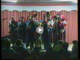 Pasodoble a la madre, de la comparsa Libertarias en la celebración del Día Internacional de la Mujer. 1998. Morón de la Frontera (Sevilla, España)